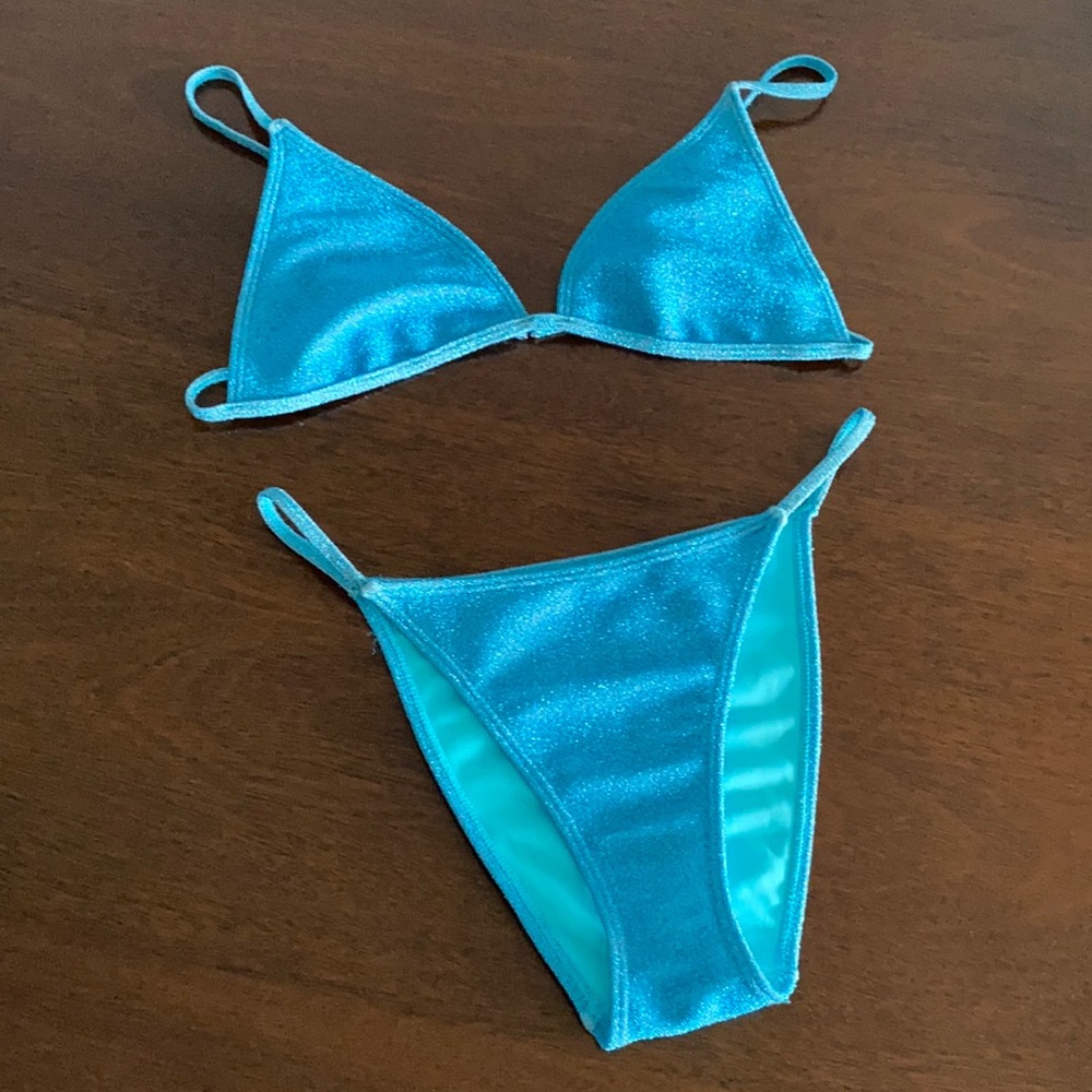 KENDALL & KYLIE PACSUN SPARKLY BLUE BIKINI🦋